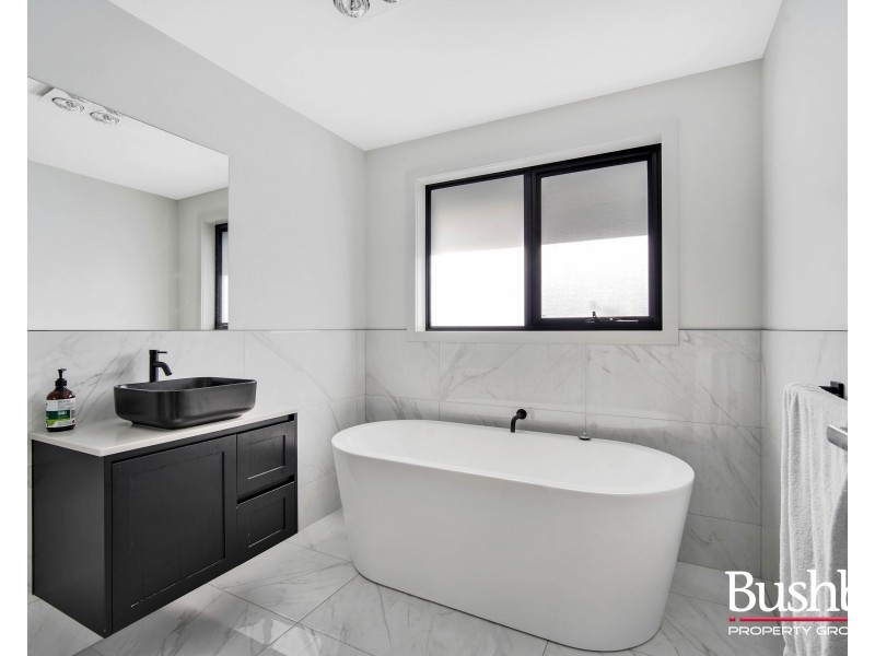 12 Napier Street, Youngtown TAS 7249