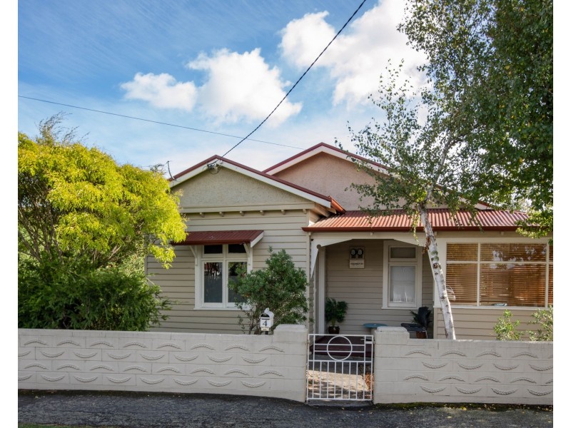 4 Ross Avenue., Invermay TAS 7248