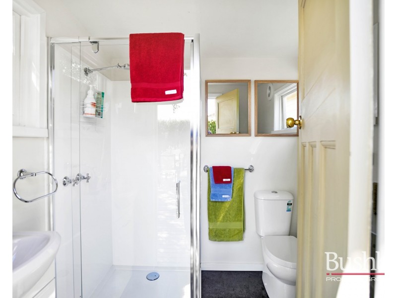 4 Ross Avenue., Invermay TAS 7248