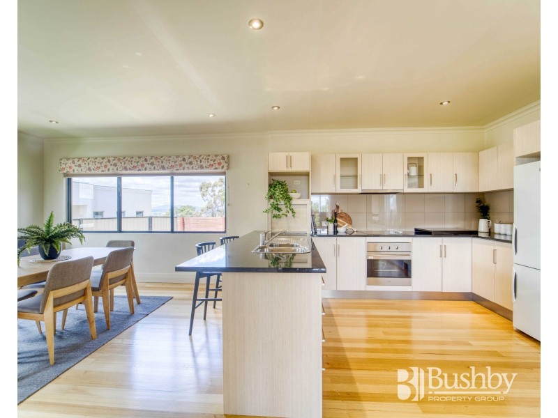 54 Lachlan Parade, Trevallyn TAS 7250
