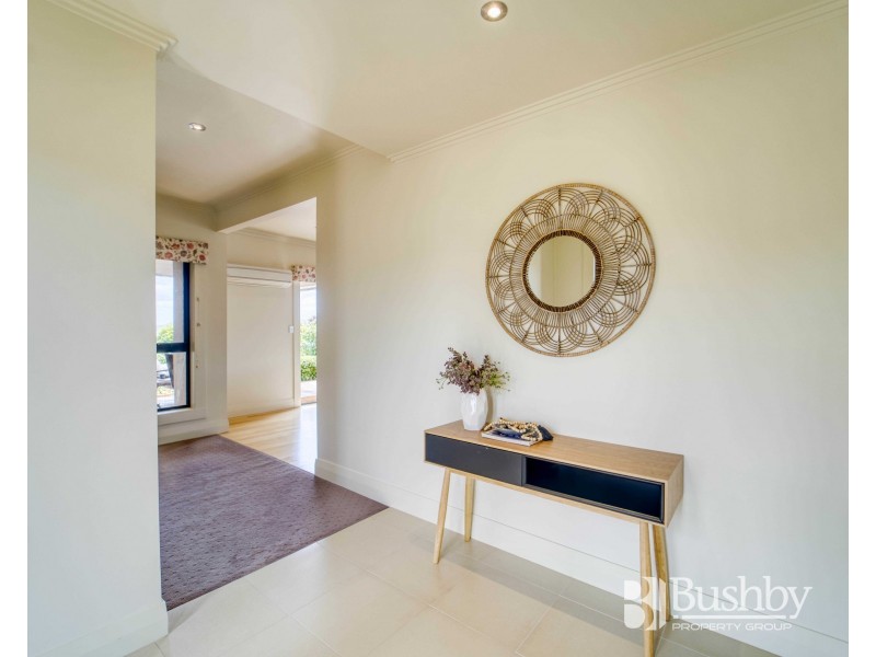 54 Lachlan Parade, Trevallyn TAS 7250