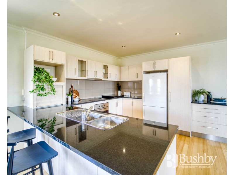 54 Lachlan Parade, Trevallyn TAS 7250