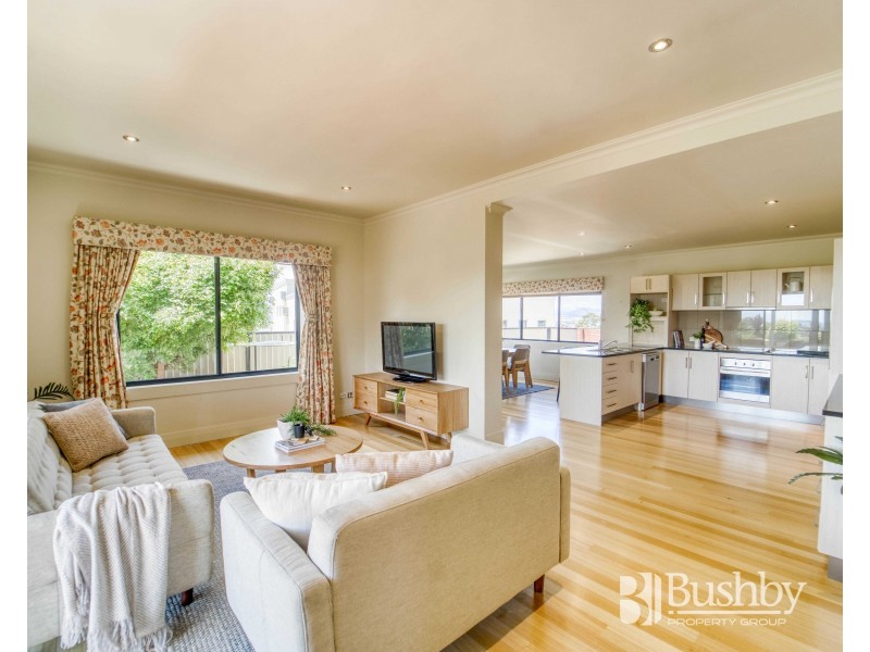 54 Lachlan Parade, Trevallyn TAS 7250