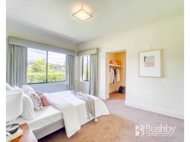 54 Lachlan Parade, Trevallyn TAS 7250