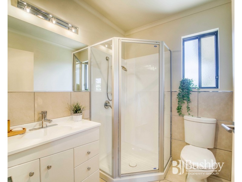54 Lachlan Parade, Trevallyn TAS 7250