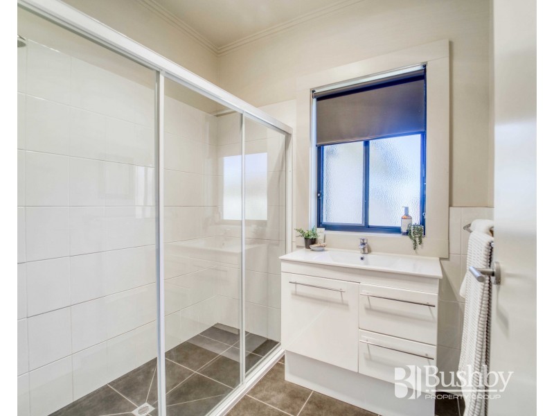 54 Lachlan Parade, Trevallyn TAS 7250