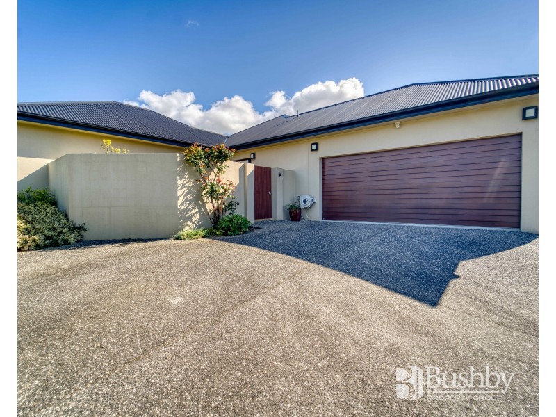 54 Lachlan Parade, Trevallyn TAS 7250