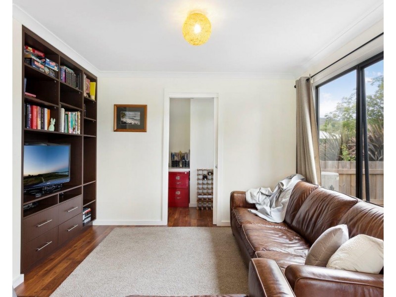 18 Charob Avenue, Lilydale TAS 7268