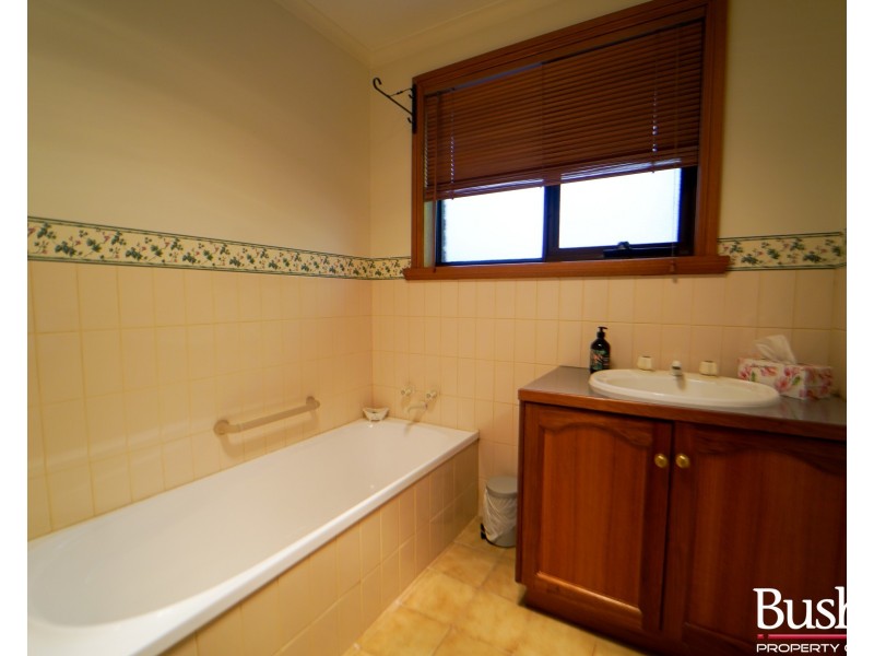 3/14 Strahan, Newstead TAS 7250