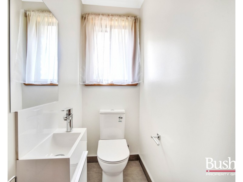 28 Pitcher Parade, Prospect Vale TAS 7250