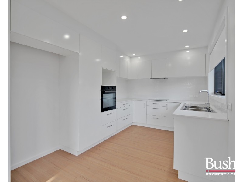 2/71 Cypress Street, Newstead TAS 7250