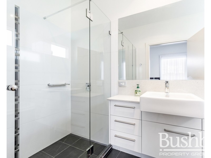 8/5 Adelaide Street, George Town TAS 7253