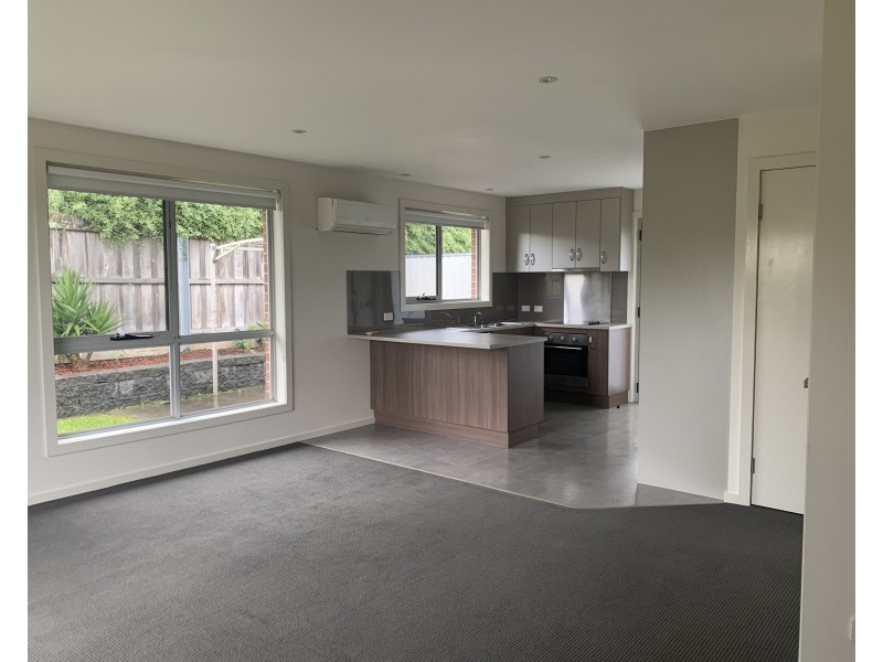 1/17 Johnston Road, St Leonards TAS 7250