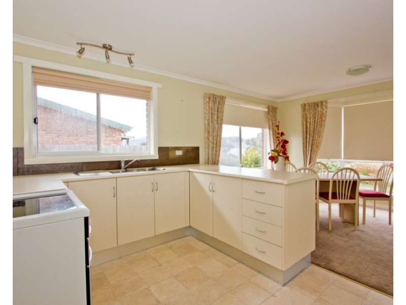 7 Swanpoint Esplanade, Swan Point TAS 7275