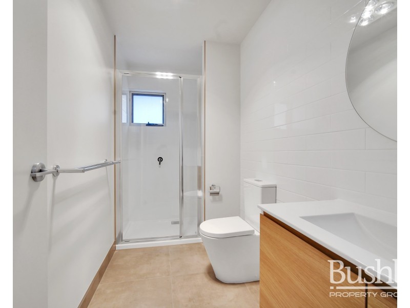 4/70a Pomona Road, Riverside TAS 7250