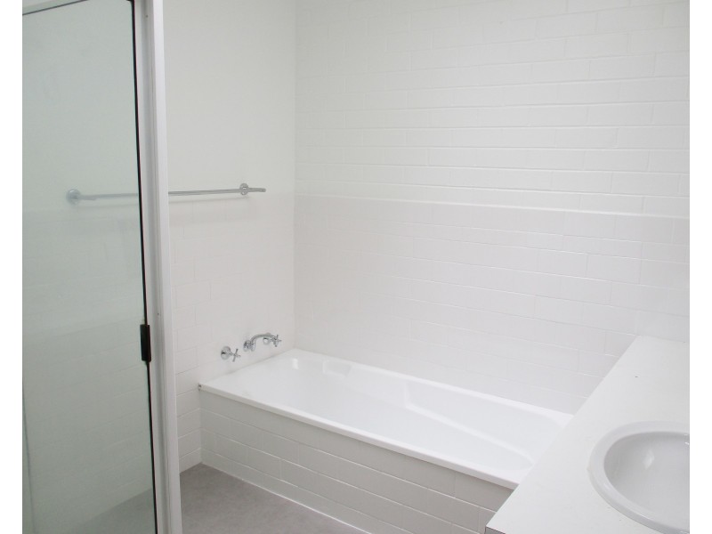 2/157 Pomona Road South, Trevallyn TAS 7250