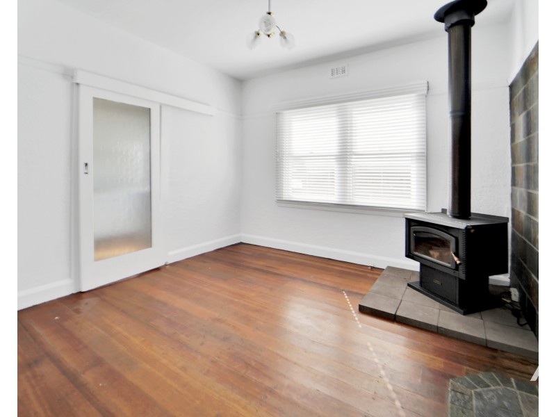 24 Bond Street, Kings Meadows TAS 7249