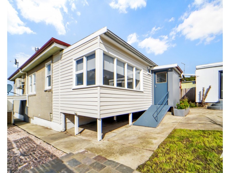 24 Bond Street, Kings Meadows TAS 7249