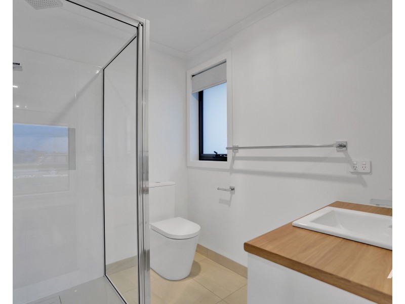 9 Garland Grove, Youngtown TAS 7249