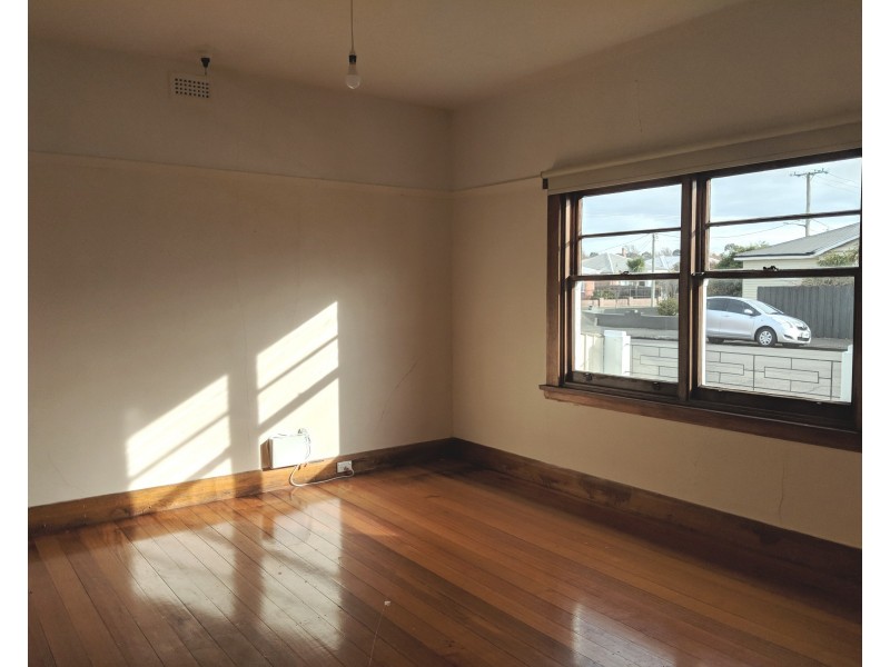 1/3 Foch Street, Mowbray TAS 7248