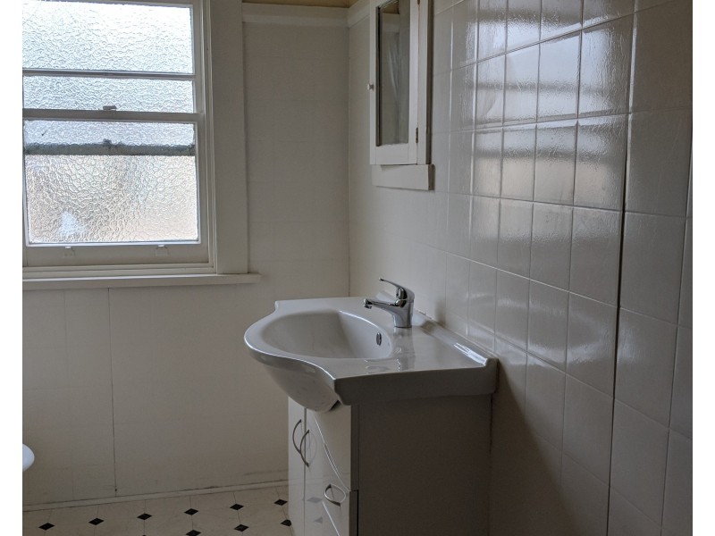 1/3 Foch Street, Mowbray TAS 7248