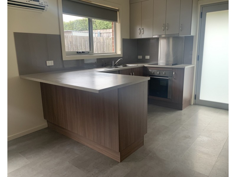 2/17 Johnston Road, St Leonards TAS 7250