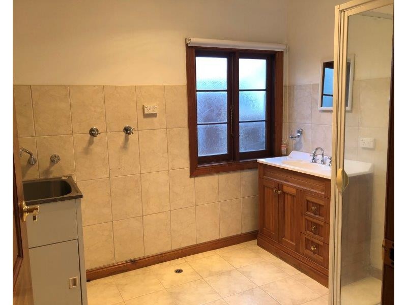 64a George Street, Launceston TAS 7250