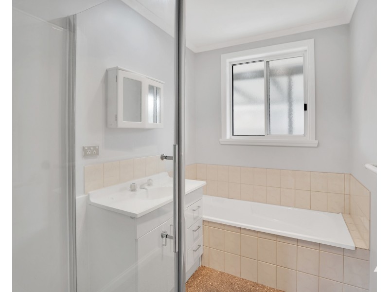 1/28 Las Vegas Drive, Prospect Vale TAS 7250