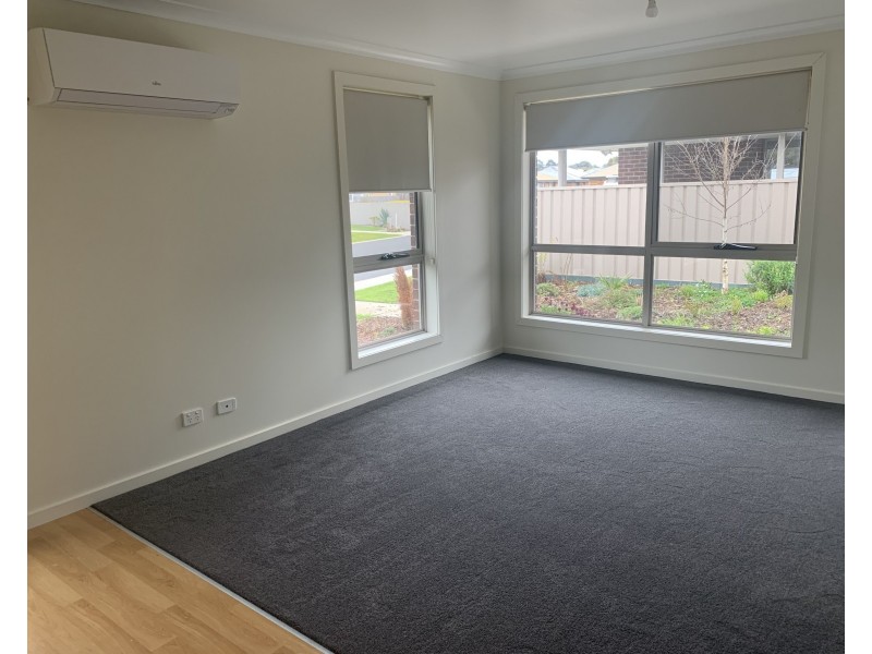 2/9 Phillip St, Perth TAS 7300