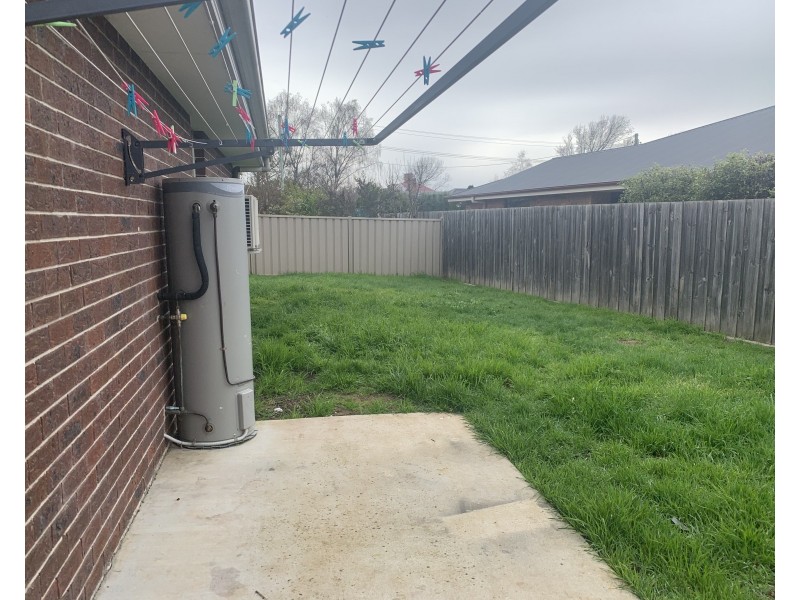 2/9 Phillip St, Perth TAS 7300