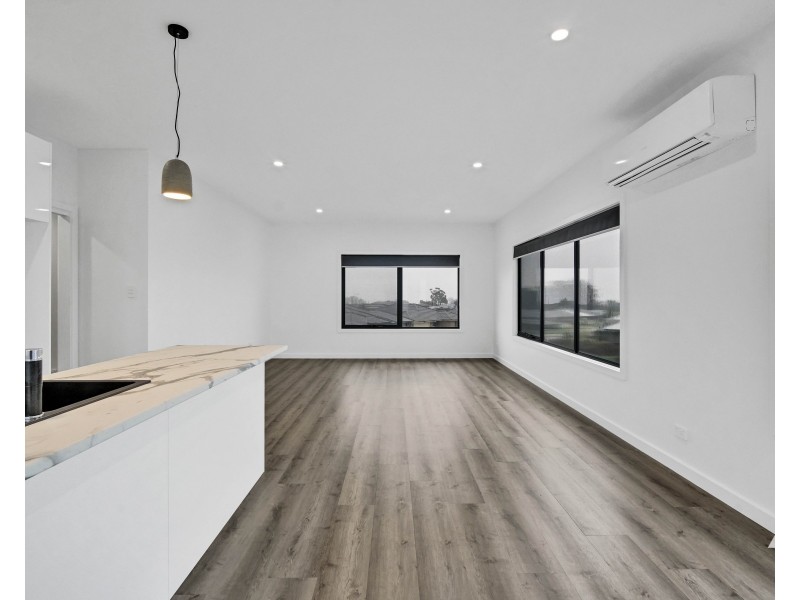 1/7-9 Malachi Court, Newnham TAS 7248