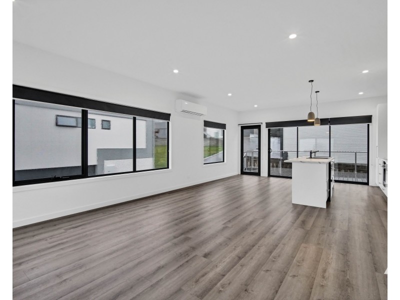 1/7-9 Malachi Court, Newnham TAS 7248