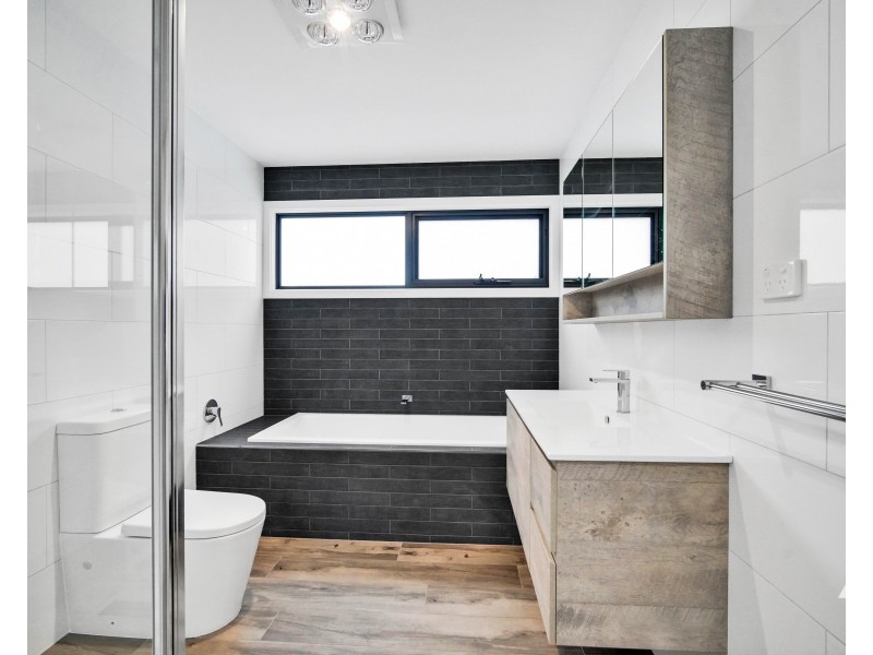 1/7-9 Malachi Court, Newnham TAS 7248