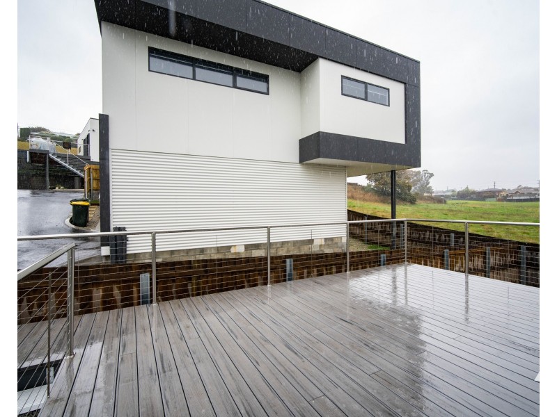 1/7-9 Malachi Court, Newnham TAS 7248