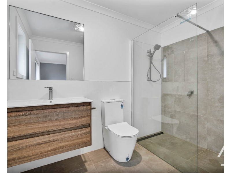 1/12 Garland Grove, Youngtown TAS 7249