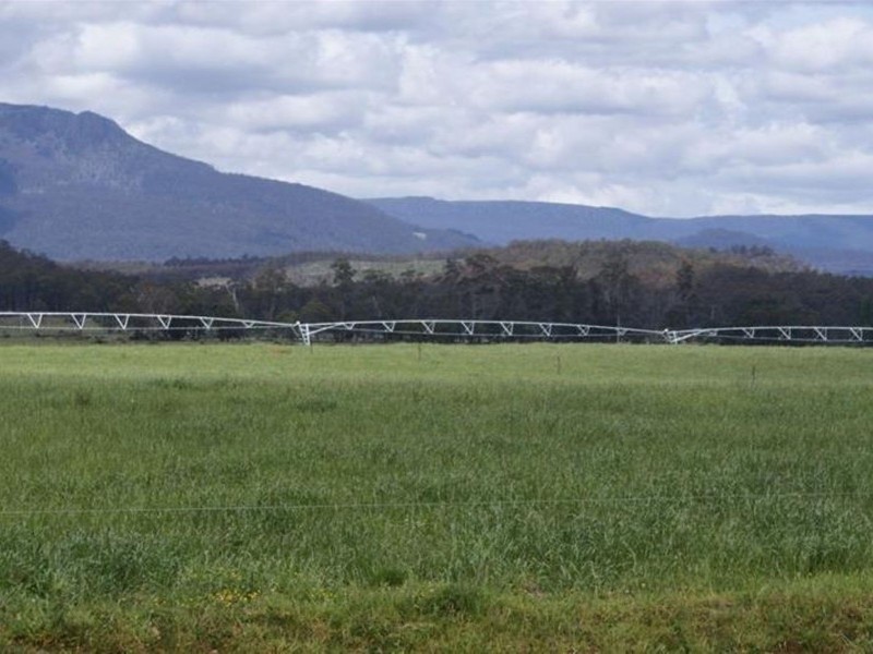 14439 Highland Lakes Road, Deloraine TAS 7304