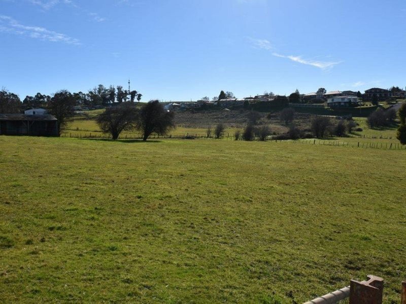 61 West Church Street, Deloraine TAS 7304