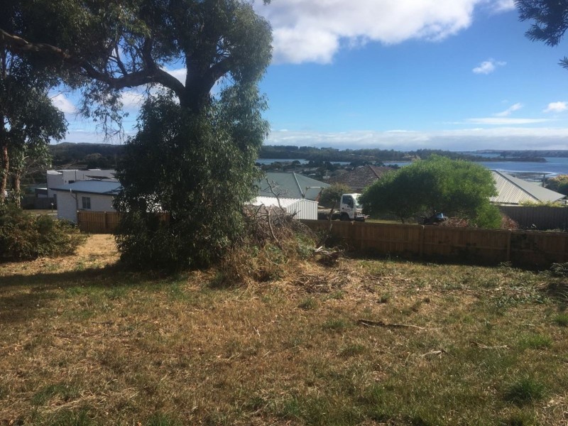 5 Cosgrove Court, Beauty Point TAS 7270