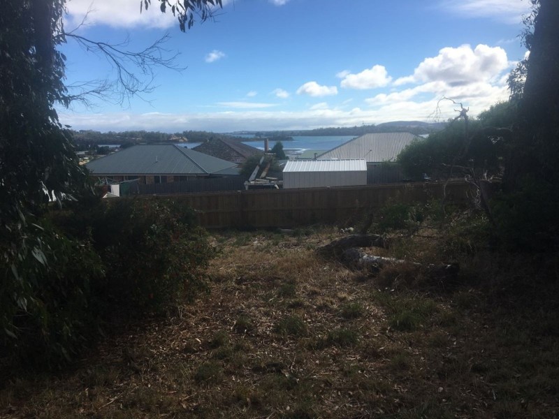 5 Cosgrove Court, Beauty Point TAS 7270