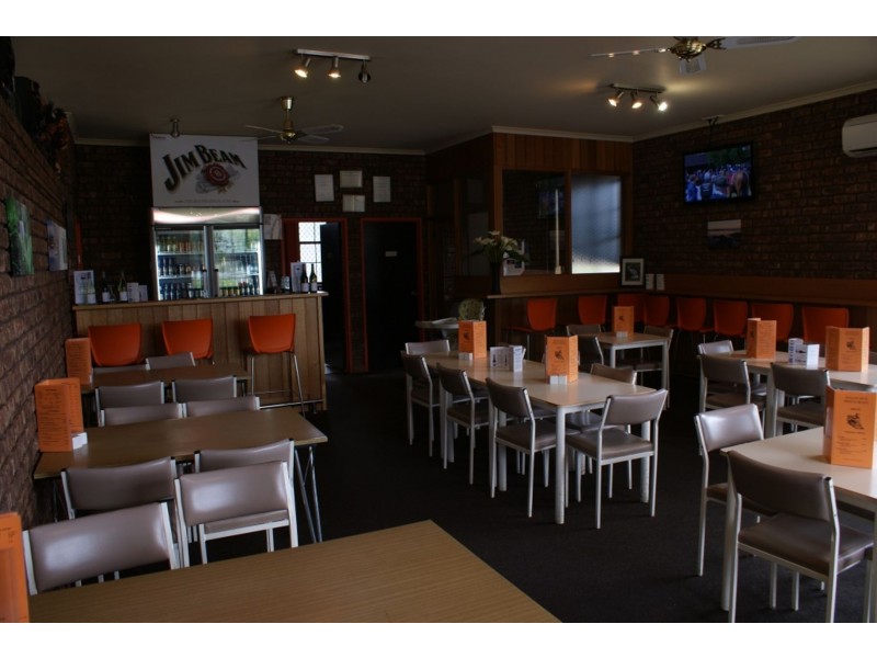 17 West Parade, Deloraine TAS 7304