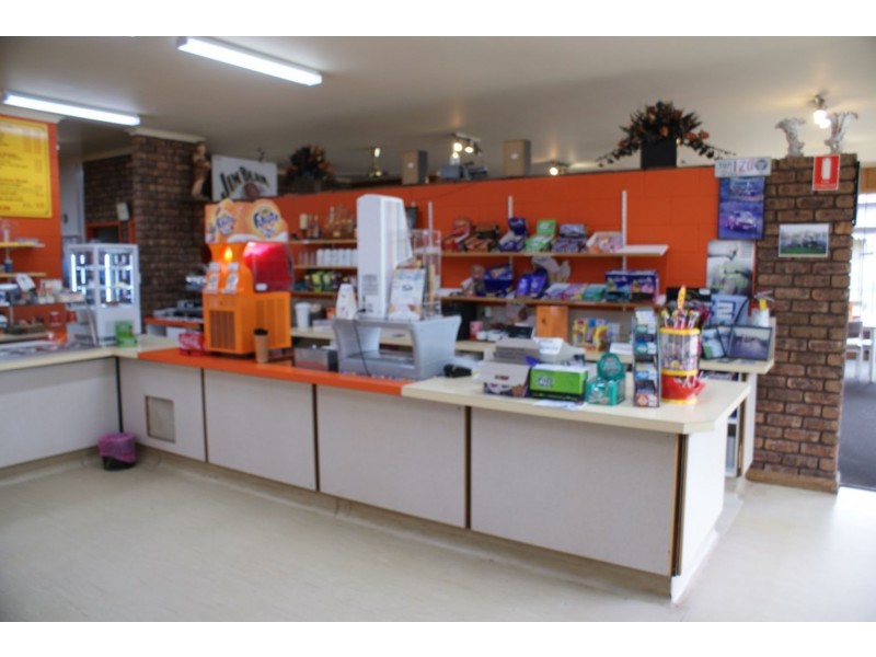 17 West Parade, Deloraine TAS 7304