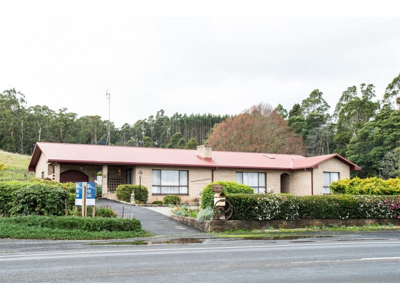 5588 Bass Highway, Elizabeth Town TAS 7304
