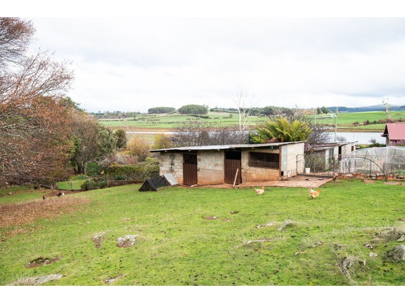5588 Bass Highway, Elizabeth Town TAS 7304