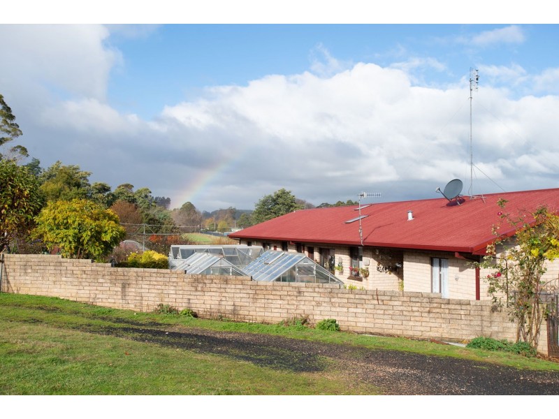 5588 Bass Highway, Elizabeth Town TAS 7304