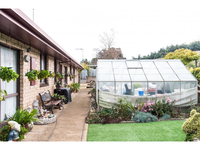 5588 Bass Highway, Elizabeth Town TAS 7304