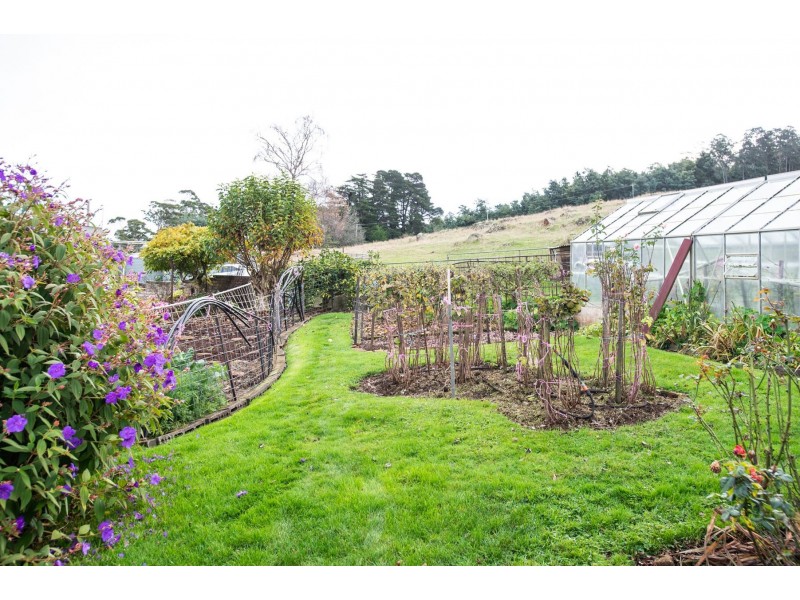 5588 Bass Highway, Elizabeth Town TAS 7304