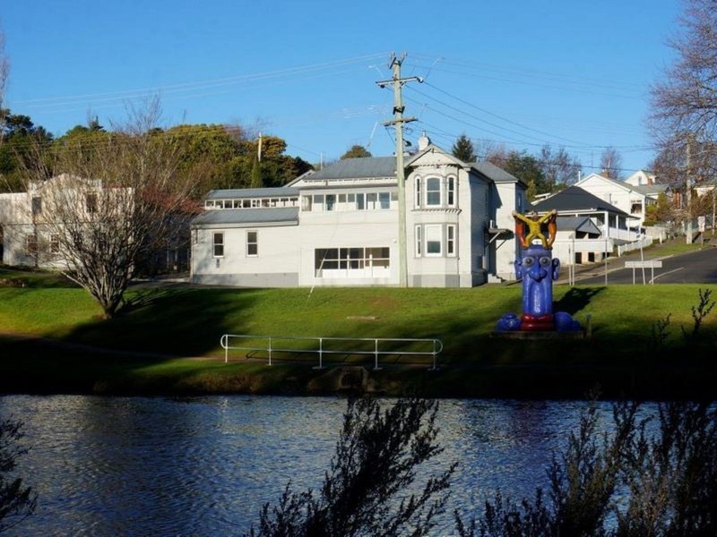 1/8 East Parade, Deloraine TAS 7304