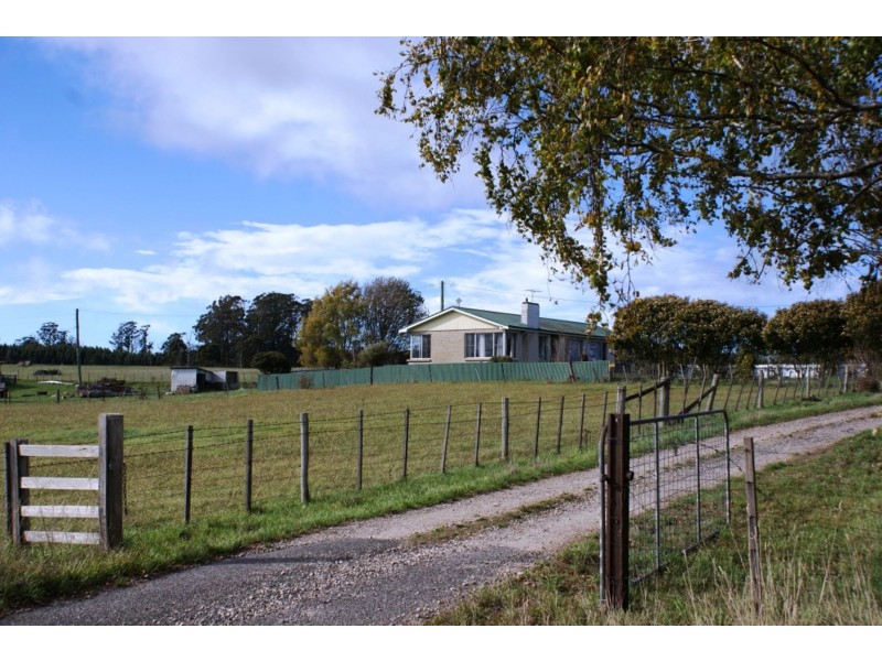 5284 Bass Highway., Deloraine TAS 7304