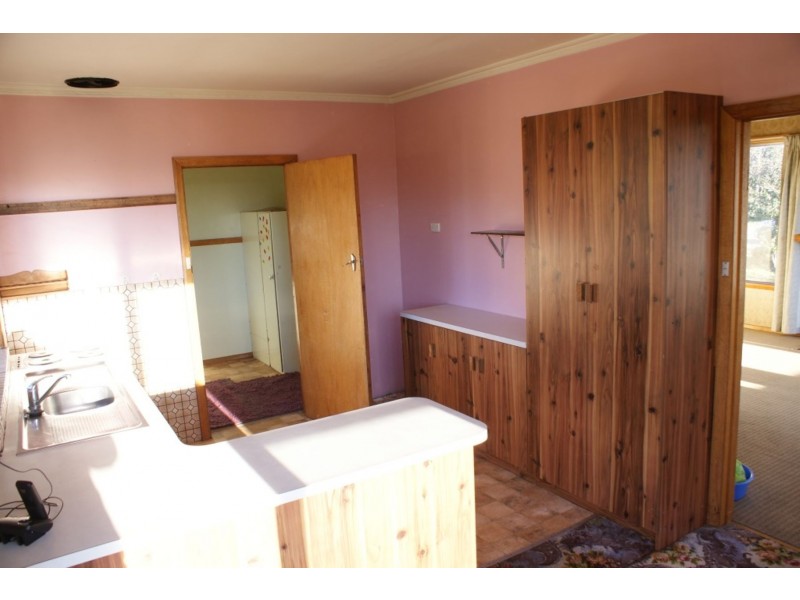 5284 Bass Highway., Deloraine TAS 7304