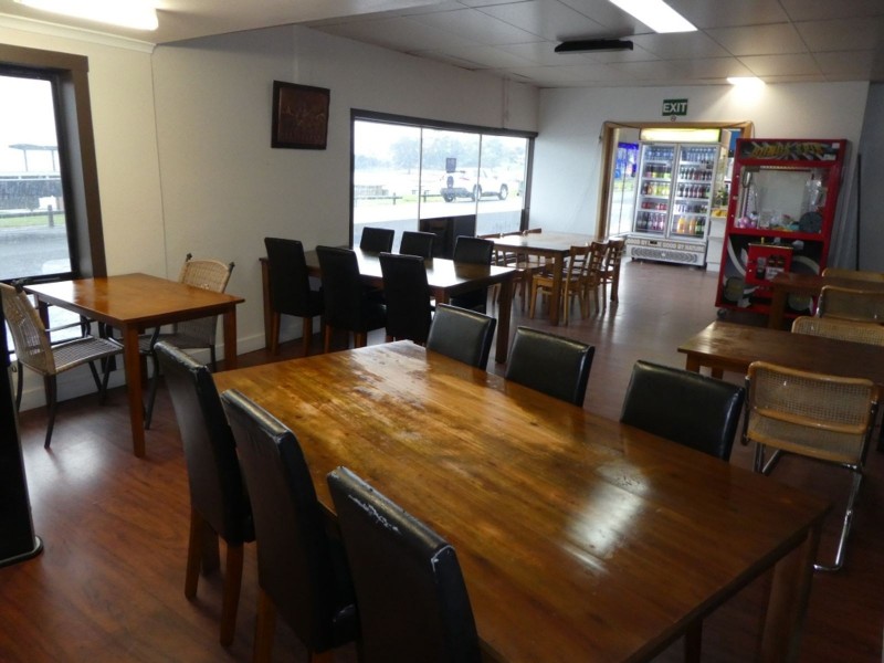 9 Esplanade, Beauty Point TAS 7270